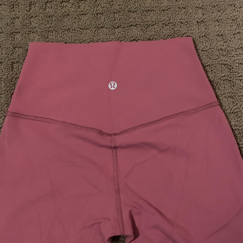 *******BRAND NEW****** LULULEMON LEGGINGS